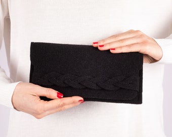 Wallet with braid