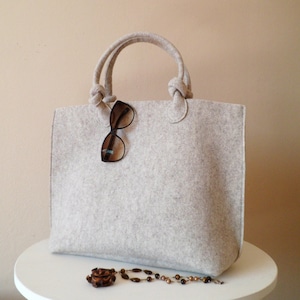 Casual elegant beige bag, felt bag, wool bag, hand bag, Italian bag, shopper, shopping bag, hand made in Italy bag,  BeFeltBags