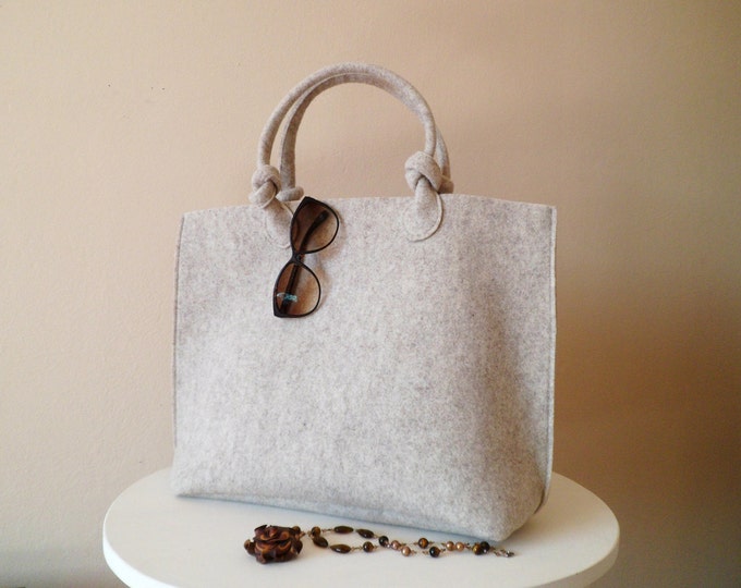 "Anita" tote bag