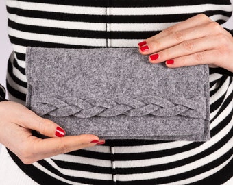 Long wallet woman in grey felt with braid, wool clutch purse coin, charcoal handbag, slim bifold wallet, credit card holder, mother gift
