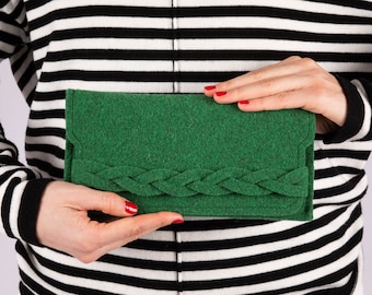 Wallet with braid