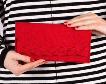 Red felt wallet with braid