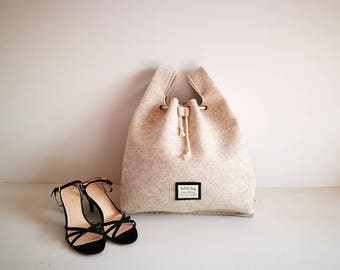 " Sara" handbag beige color