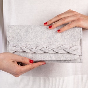 Felt wallet woman in grey felt with braid, wool clutch purse