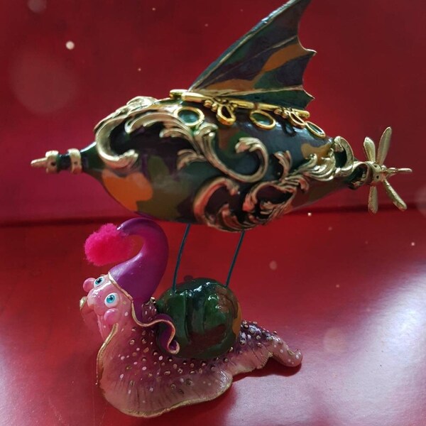 LAST PIECE Dirigibile • Hotairballoon • Airship • Clay airship • Clay steampunk • Camouflage • Pink • ooak • Baroque • Slug • Clay creatur