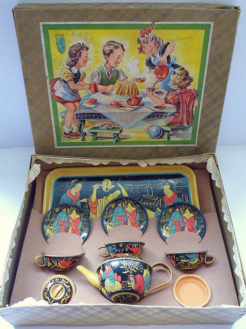 U.S. ZONE GERMANY VINTAGE Tin Toy Tea Set in Original Box, Michael