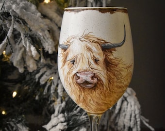 Hand Painted Highland Cow Wine Glass