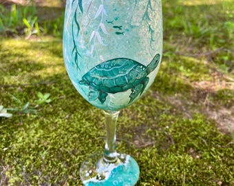 Hand Painted Sea Turtle Wine Glass
