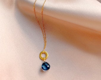 Small Iolite Gold Pendant Necklace for Women, Delicate Layering Necklace, Modern Elegant Gemstone Necklace