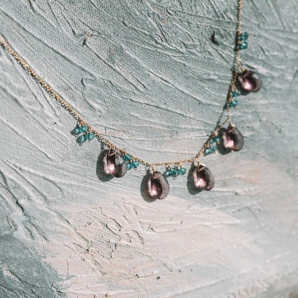 Collier aigue-marine et grenat : argent sterling plaqué or 14 carats