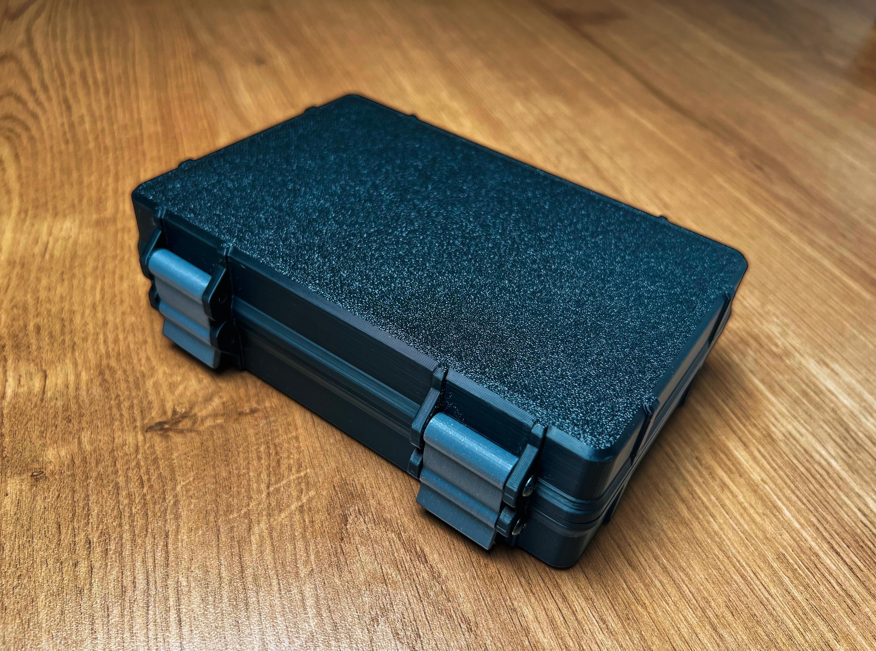 Retroid Pocket Flip 2 Protective Case – Travel Shell With