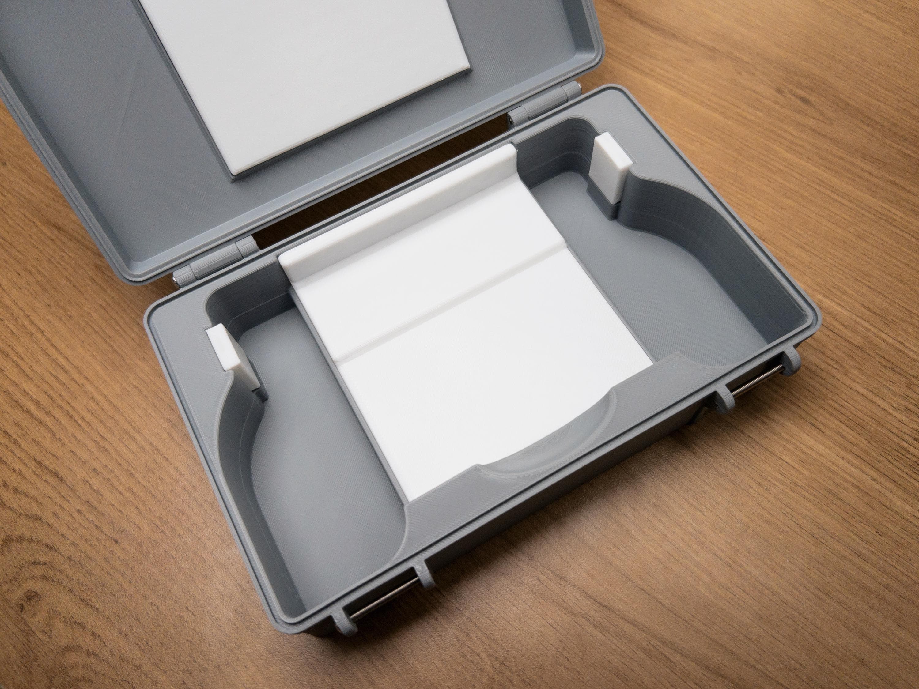 AYN Thor Rugged Protective Case - Travel Shell for Official TPU