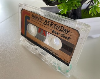 Cassette Happy Birthday : cadeau d'anniversaire cosplay...