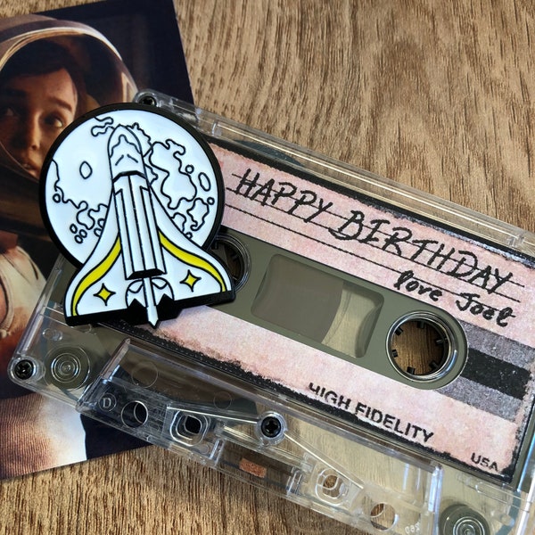 The Last of Us Part 2 Ellie's Birthday Cassette Tape | New 'Happy Birthday' audio tape | Spaceship Pin Badge | Birthday gift cosplay set...