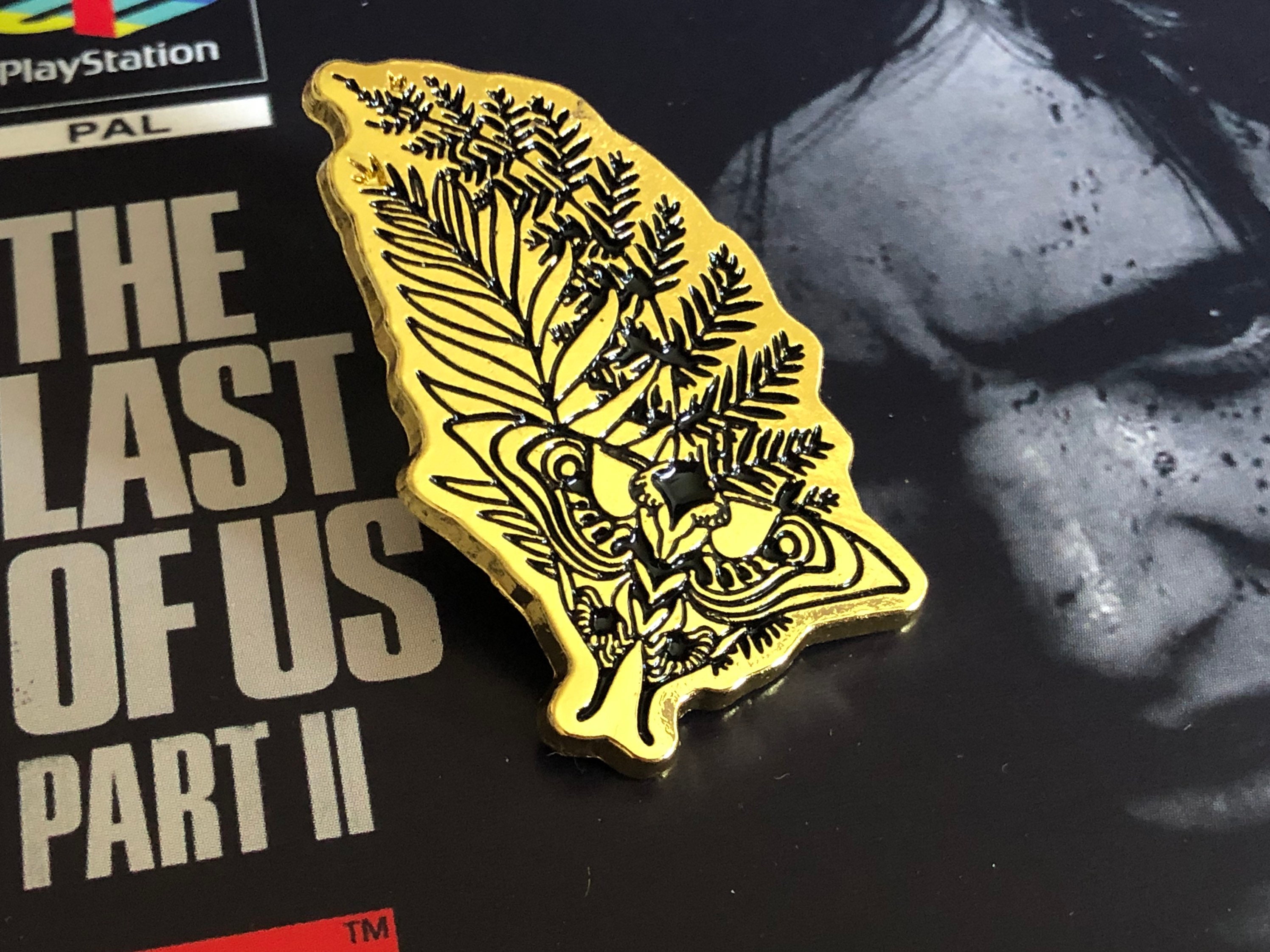 The Last Of Us II Brooches Ellie Tattoo Black Gold Backpack Pin  Collectibles Metal Cosplay Badge Gift Bag Accessory