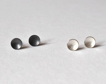 circle ear studs silver - small