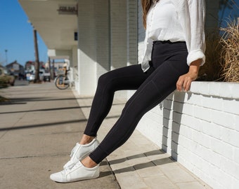 Schwarz Etikettfrei Schnell Trocknende Sport-Leggings DANISH ENDURANCE Kompressionshose für Herren Grau Lange Workout Tights mit Taschen Sporthose für Running und Training 2er Pack Schwarz Etikettfrei Schnell Trocknende Sport-Leggings DANISH ENDURANCE Kompressionshose für Herren Grau Lange Workout Tights mit Taschen Sporthose für Running und Training 2er Pack