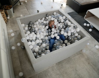 kids round ball pit