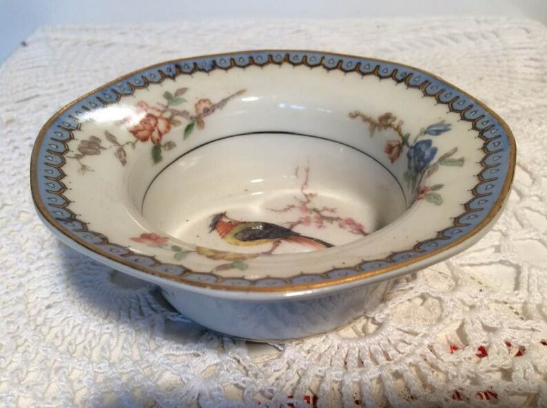 Vintage Theodore Haviland Chambord Birds Dish made in France at NeedlesandPinsShop