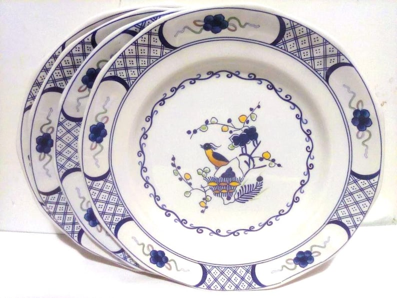Rare Vintage Wedgwood Blue Volendam - Set of 5 Dinner Plates - Georgetown Collection - England - Blue Floral, Bird, Lattice 1971-1987