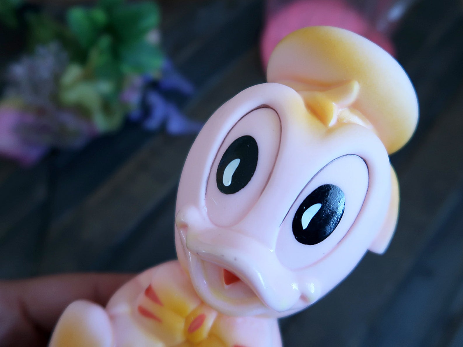 donald duck squeaky toy