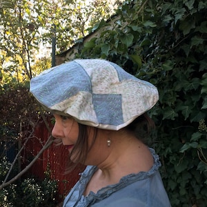 Prudencia Lyn Beret Boro Patchwork Azul Claro y Lino Natural
