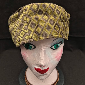 Heraklion Velvet Poet’s Cap Diamond Olive