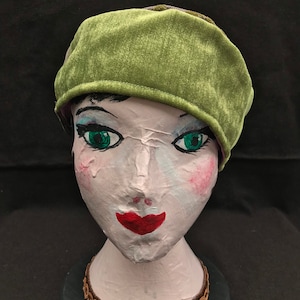 Heraklion Velvet Poet’s Cap Lime
