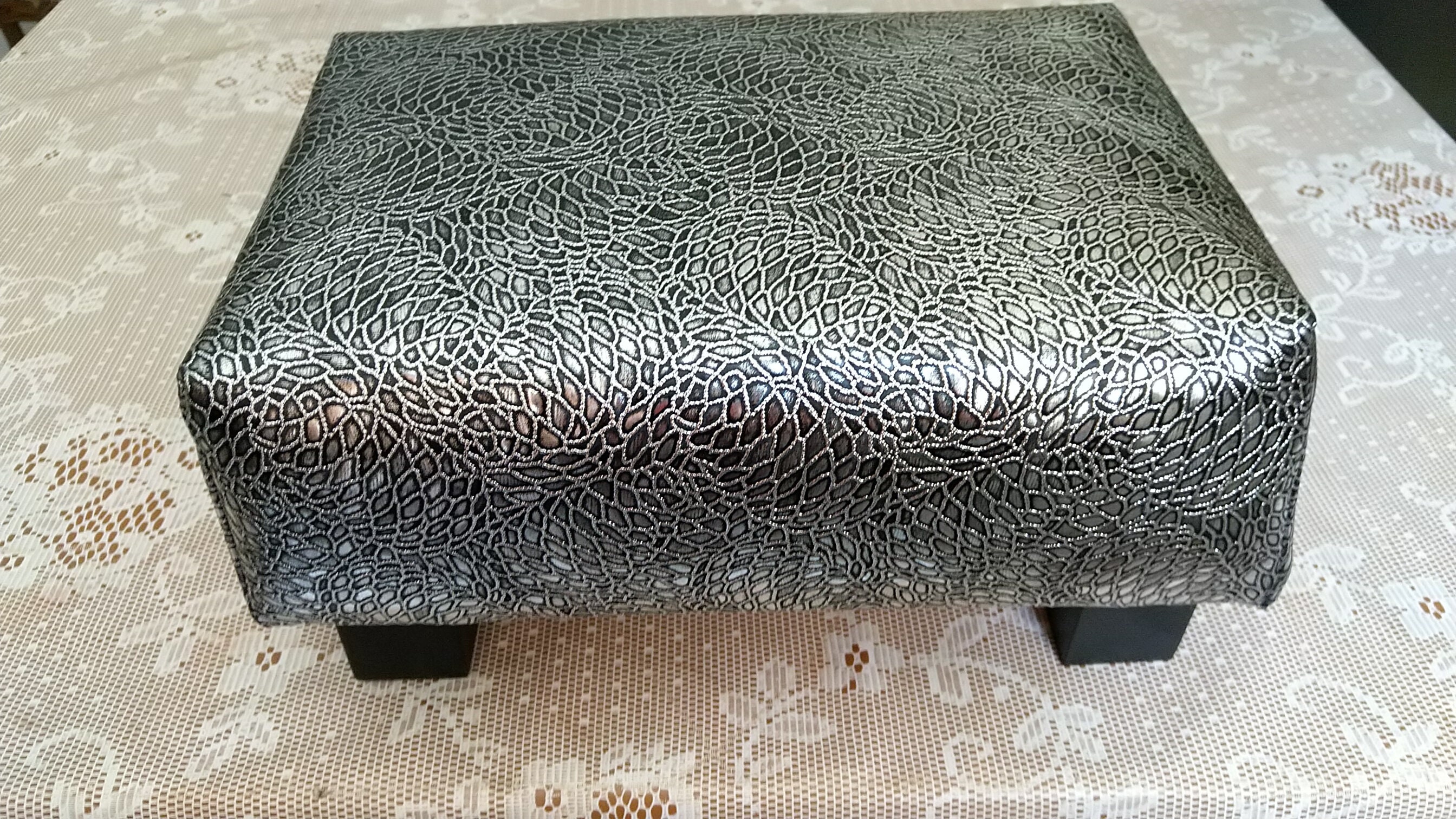 Repose-Pieds en Simili, Coloris Au Choix