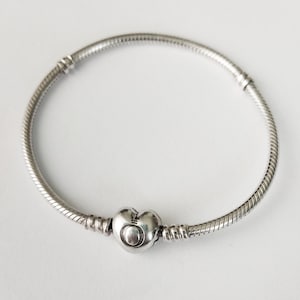 Äkta Pandora Moments Sterling Silver Hjärtlås Ormkedja Armband 7,3 Inches / 19 cm, Ale925