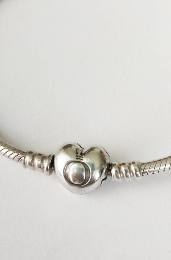 Authentic Pandora Moments Sterling Silver Heart Clasp Snake Chain