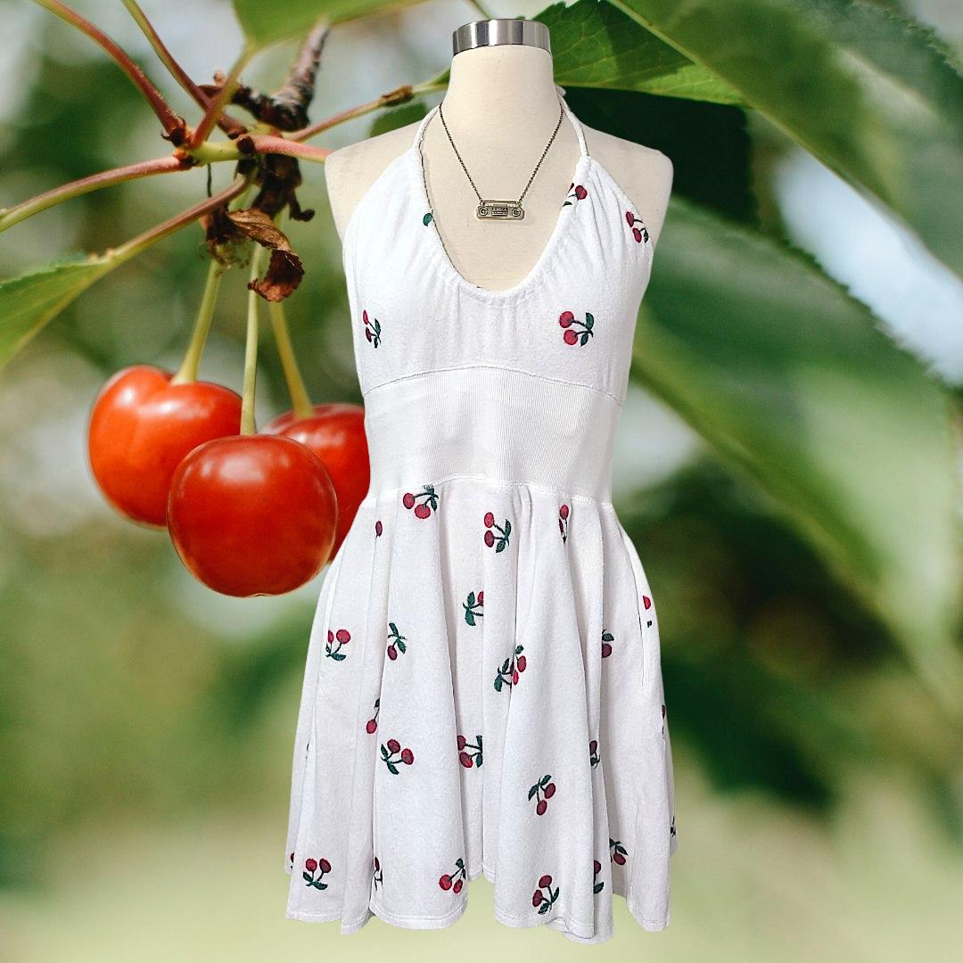 「希少」Betsey Johnson 赤 サテン ミニドレス Betsey Johnson 赤 サテン ミニドレス（希少）