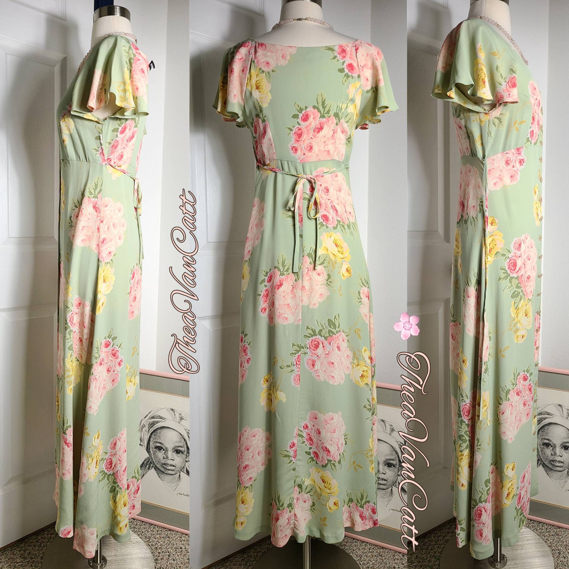1990s Betsey Johnson Rose Bouquets Button Down Short Sleeve Maxi