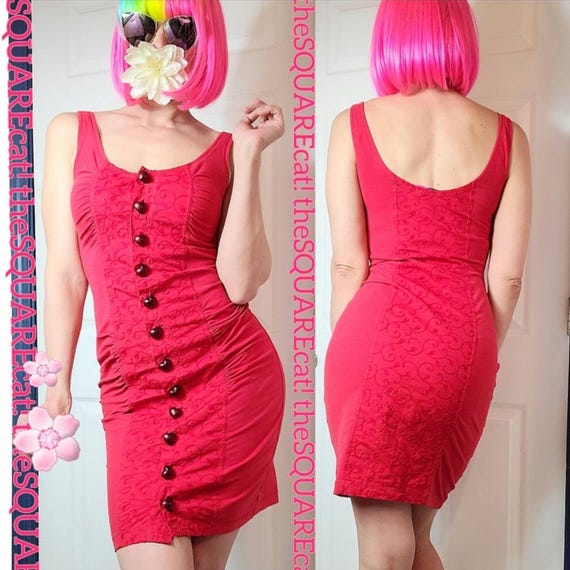 ★Betsey Johnson★K‐POPアイドル愛用★DILAN★サンダル Red Hot Betsey Johnson Queen of Hearts Sexy Bodycon Heart