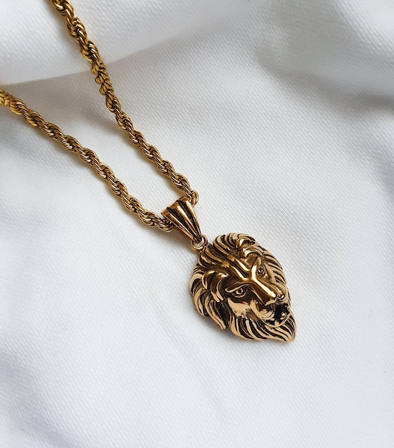 Gold chain with lion pendant discount