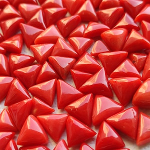 100% Natural Mediterranian red coral cabochon trillion shape italian red coral healing stone wholesale gemstone ring size jewelry V148