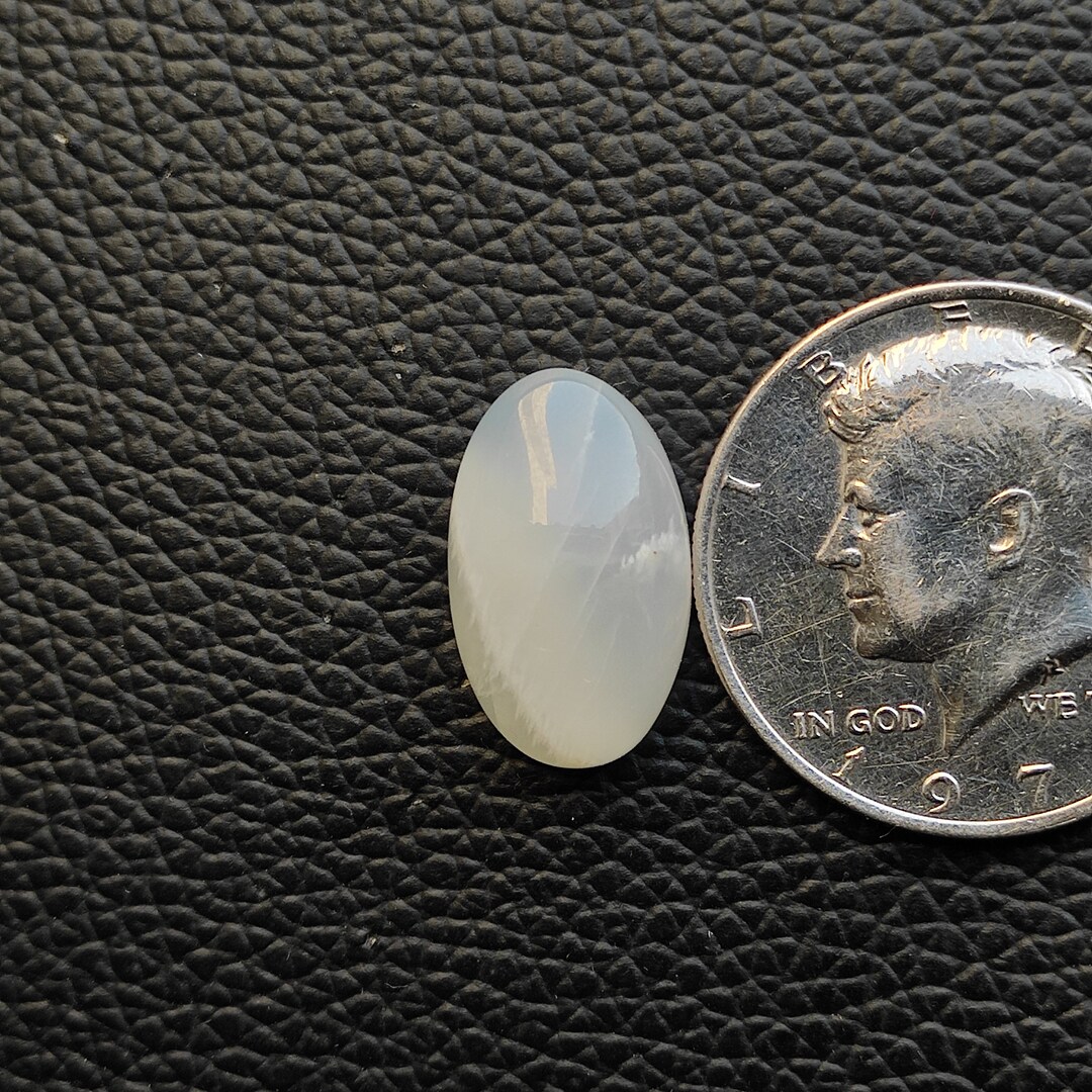 22X13X7 MM Oval Shape 20ct Natural White Moonstone Cabochon