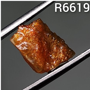 Sunstone Rough Rock Stone AAA Quality Rare Golden Flashy Sunstone Healing Crystal Rough Stone Sunstone Raw Rough Gemstone For Jewelry V88-4