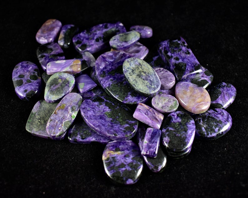 1540ct Rare Wholesale Lot chatoyant Charoite cabochon Mix 37pc gemstone lot russian charoite designer purple Charolite cabs for jewelry 900