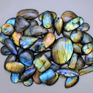 Big Size Wholesale Labradorite Cabochon 100% Natural Flashy Labradorite Cabochon Mix Lot Mix Size and Shape Labradorite Mix Gemstone V56