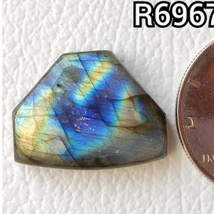 Unique Shape Multi Colour Flashy Labradorite Cabochon Semi Precious Stone Smooth Polished Gemstone For Jewelry Making Supplies R6967-R6970