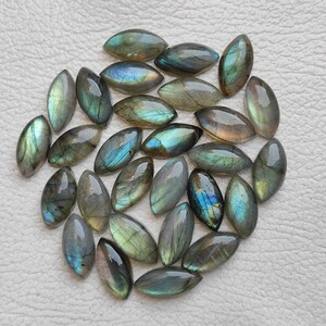 Natural Flashy Labradorite Cabochon Marquise Shape Mix Size Wholesale Lot Price Good Quality Calibrated Labradorite Gemstone For Jewelry V96