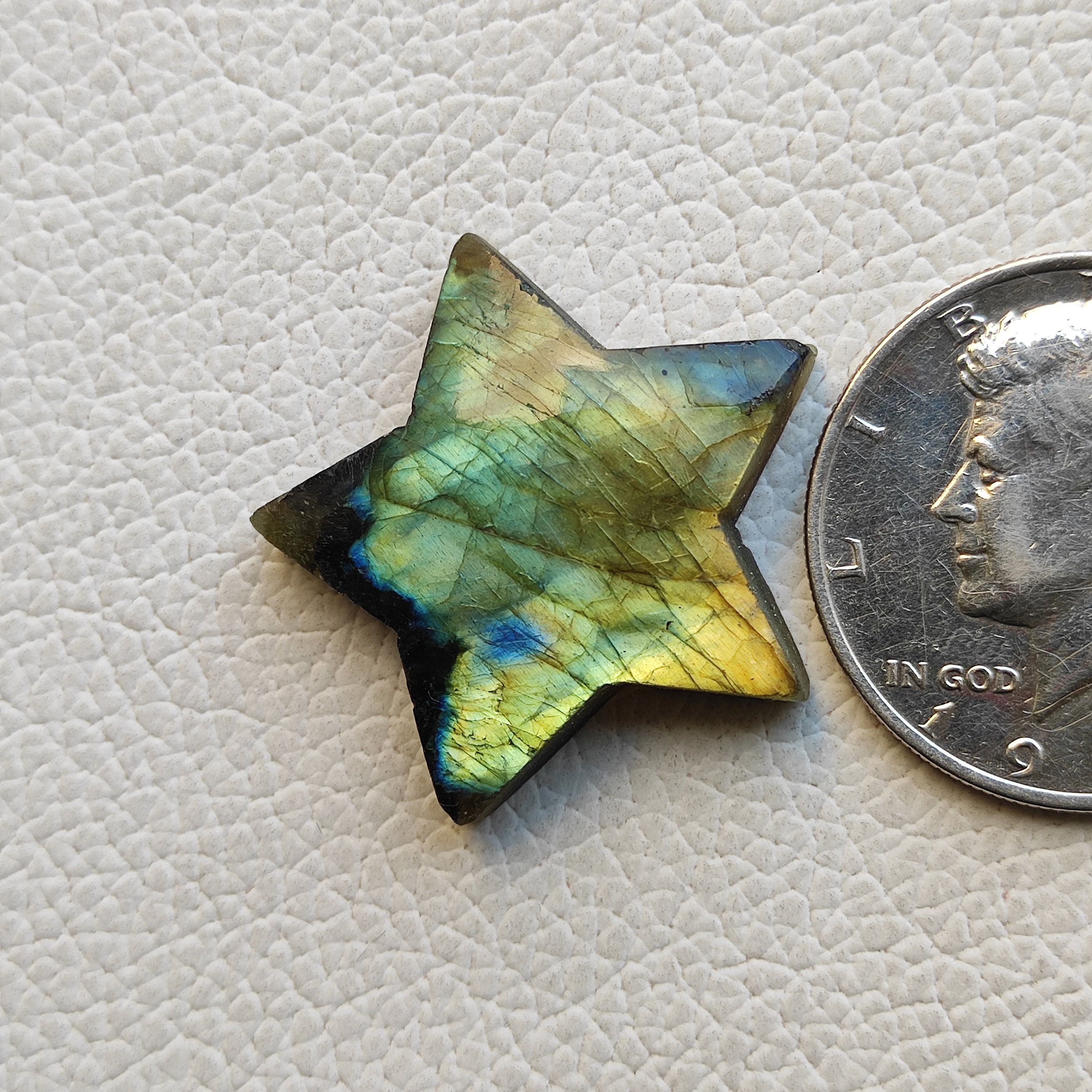 40ct 天然マルチ派手なラブラドライトカボション クレイビングスター