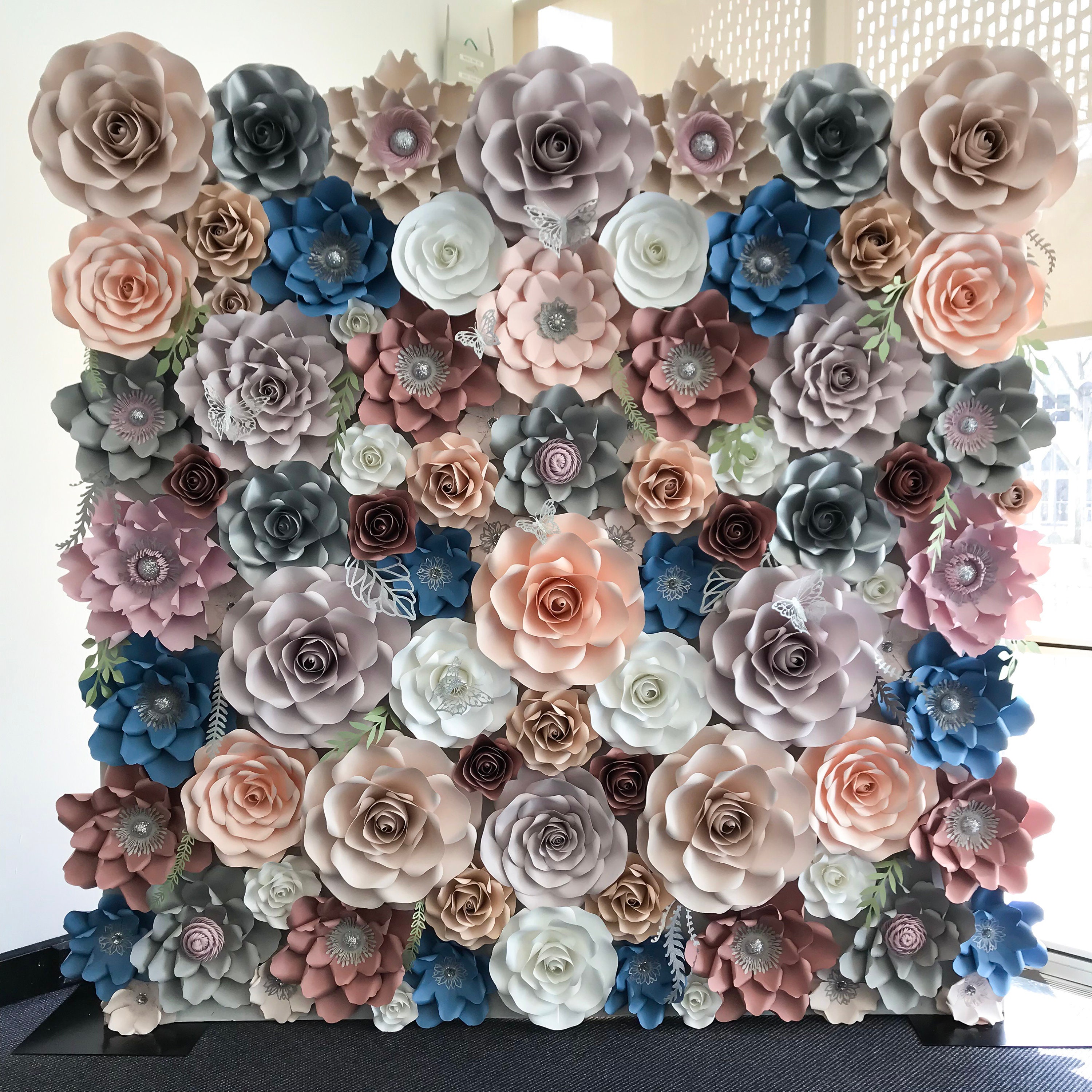 Tutorial On Building A Massive Paper Flower Wall For Weddings Etsy