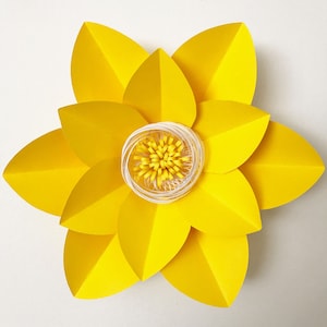 SVG PNG DXF Petalo n. 2 Modello di fiore di carta con base e centro piatto, file digitale per macchine da taglio 3d Grandi fiori di carta