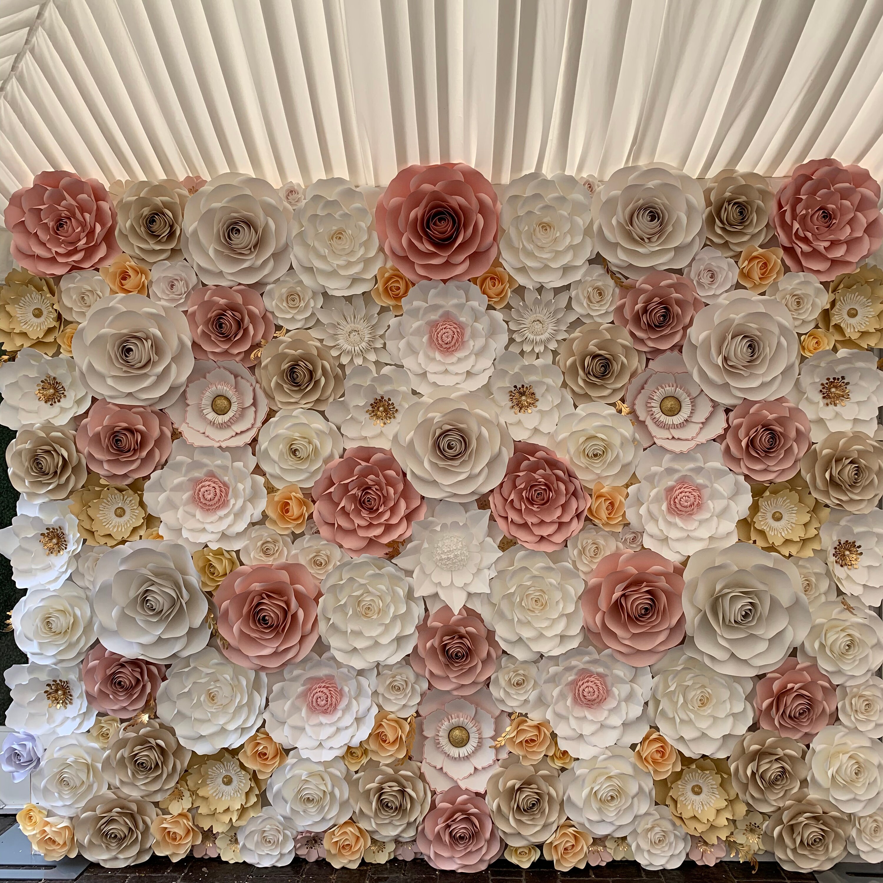 Business 2.0 The Ultimate Paper Flower Templates Package