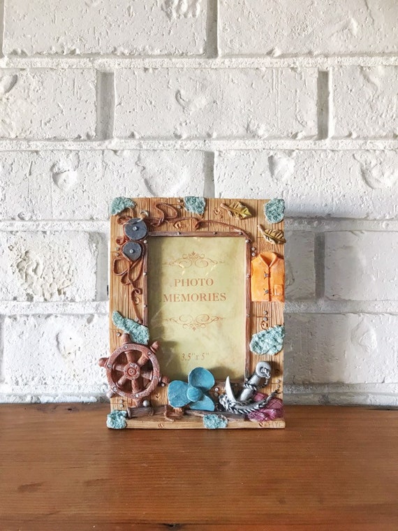 Vintage Beach Themed 3d Picture Frame