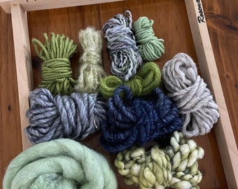 Weaving Kit - loom and yarn - FREE SHIPPING in Australia