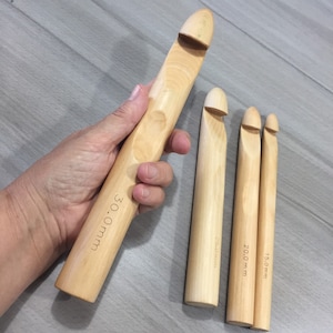 Three Size Giant Knitting Needles/ Crochet Hook/ Crochet Hook,/big Crochet  Needle/ Super Big Wooden Needles/ Extreme Crochet Hook 