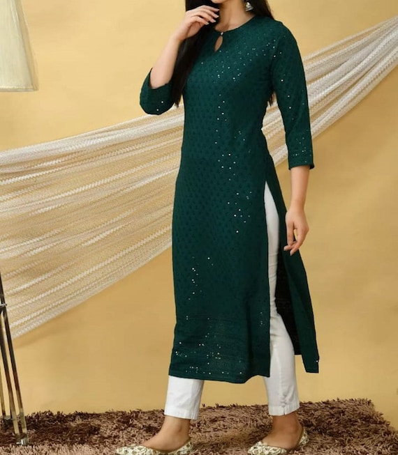 The Aarya Handwoven Chanderi Straight Kurta Pant Set | Green, Resham, Pure  Handwoven Chanderi, … | Velvet dress designs, Long kurti designs, Designer  kurti patterns